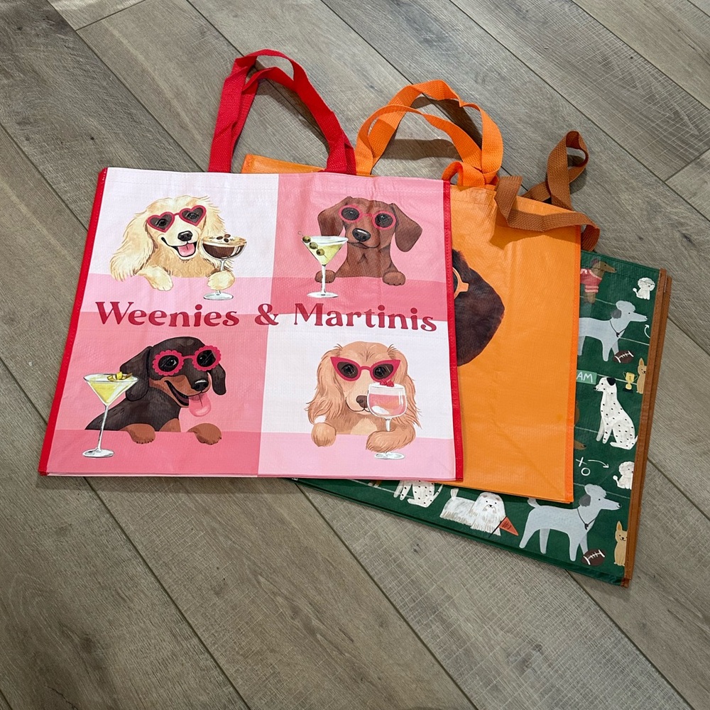 Homegoods TJMaxx Marshalls Weenies & Martinis Football Dog & Dachshund Bags NWOT